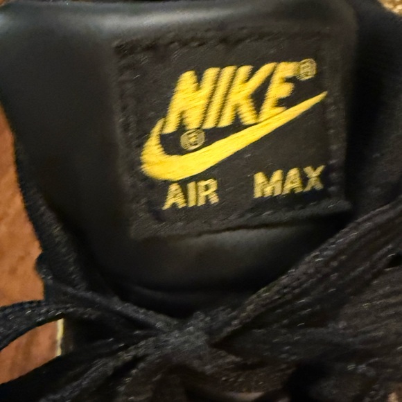 Nike Air Max 90 x UNDEFEATED ‘Black Optic Yellow’ UNDFTD 2019 - Picture 8 of 12